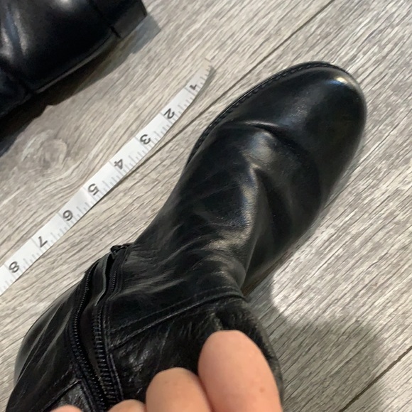 ❤️🔥 Stuart Weitzman OTK Boots ❤️🔥 - Picture 17 of 17